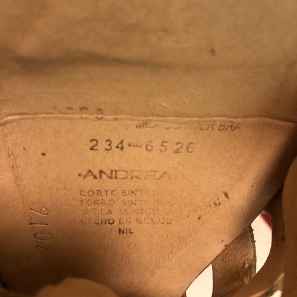 Tan sandals by Andrea 6.5 flats used condition - Picture 2 of 15